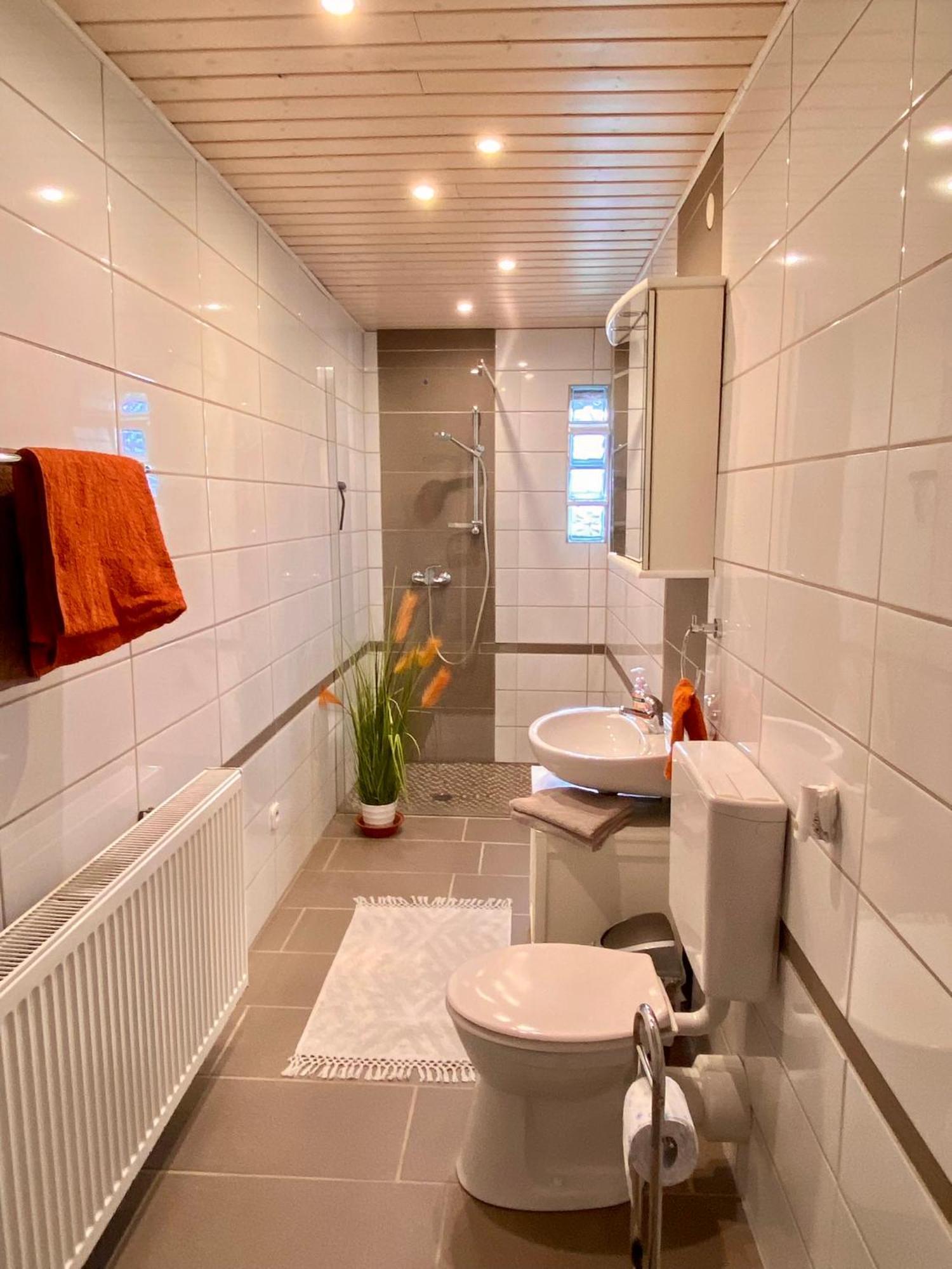 Ferienwohnung Mit Schoener Terrasse. Еллерштадт Екстер'єр фото